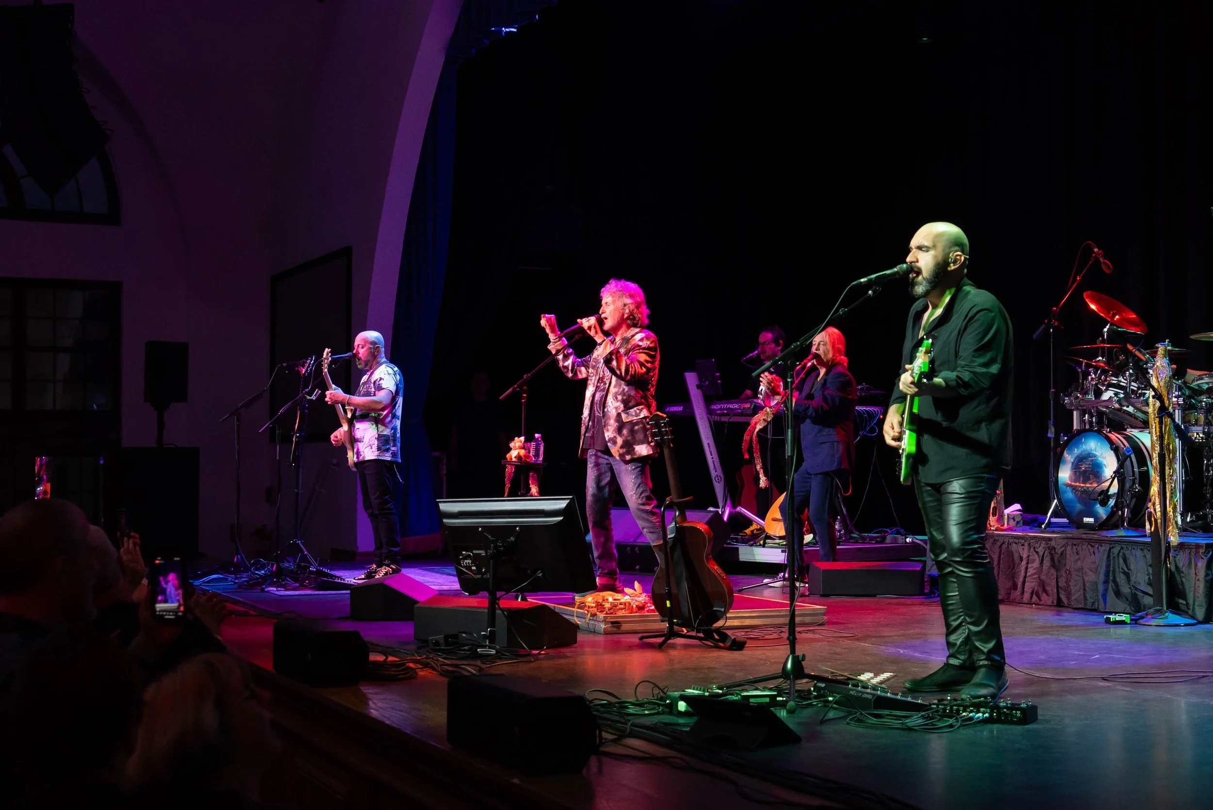 Jon Anderson & the Band Geeks, Road Test: CM38 Monitors & Contour